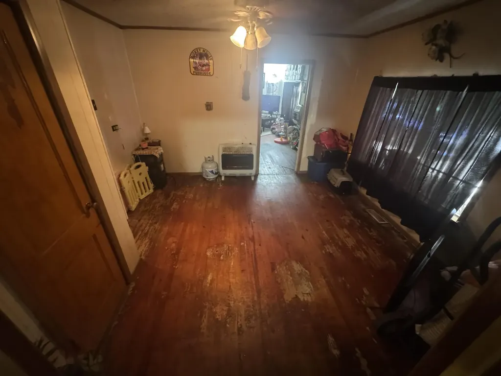3237 Kentucky 610 Virgie KY 41572