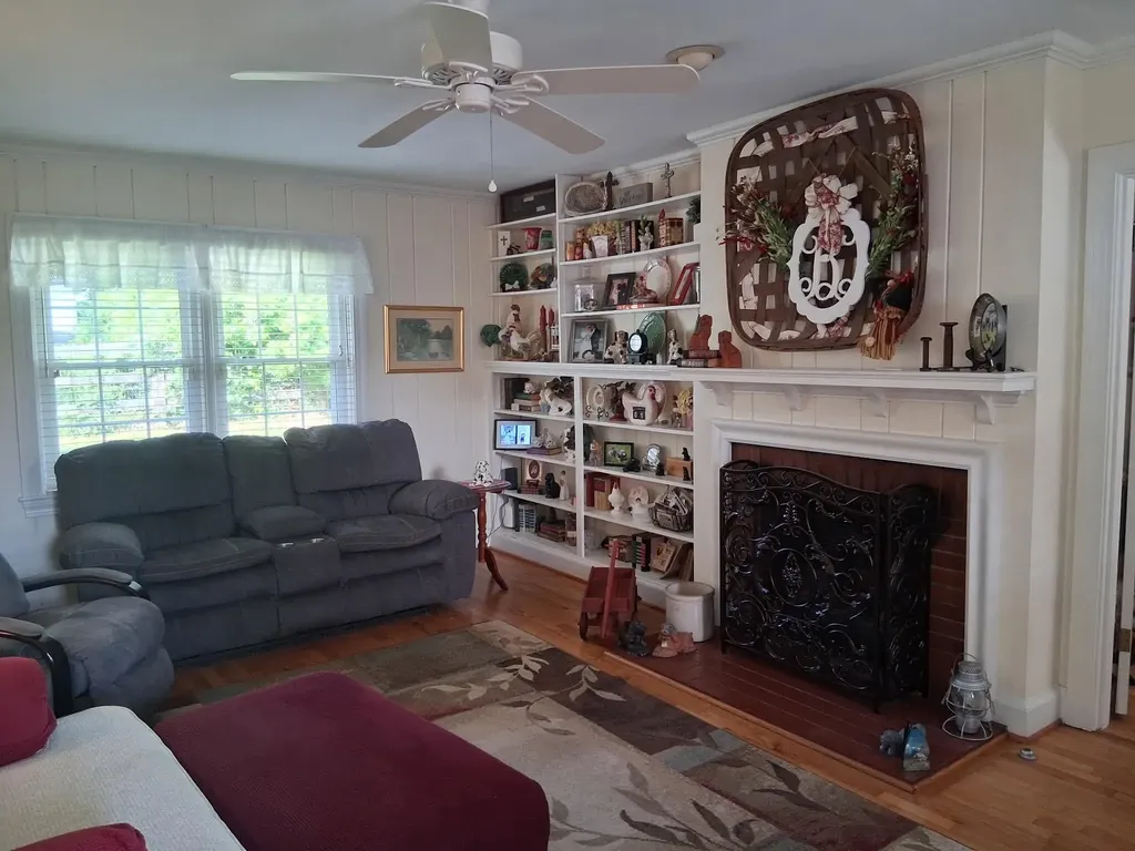 138 Country Lane Frankfort KY 40601