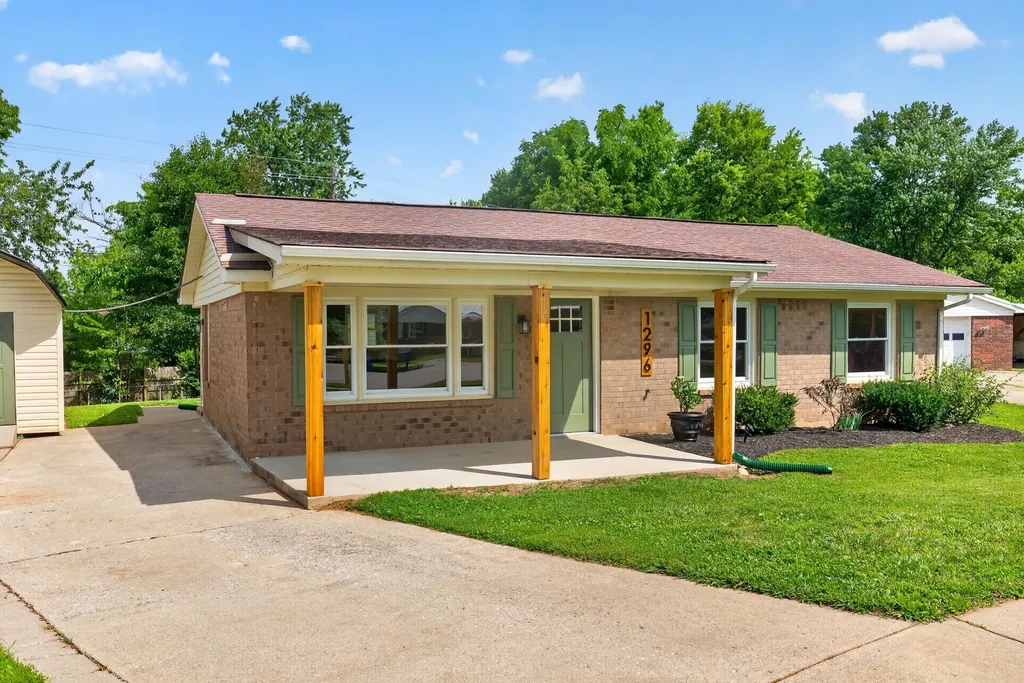 1296 Dorchester Drive Georgetown KY 40324