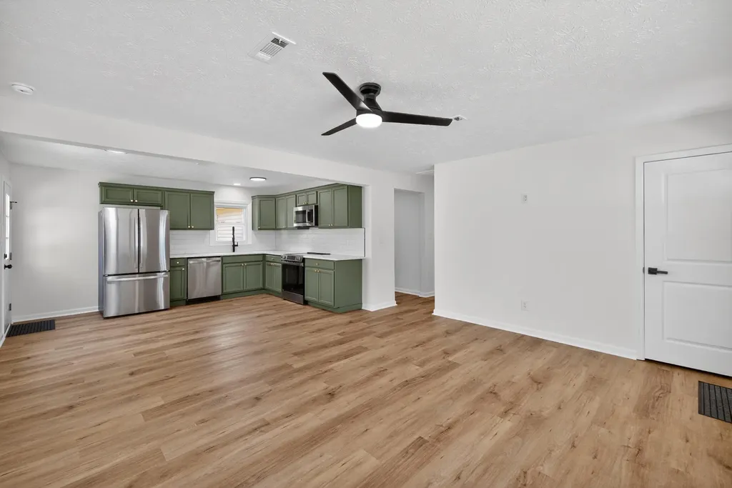 1296 Dorchester Drive Georgetown KY 40324