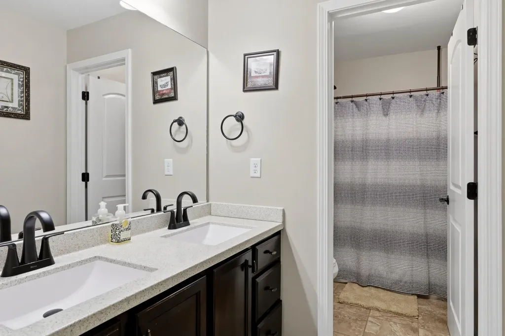 121 Waterside Drive Georgetown KY 40324