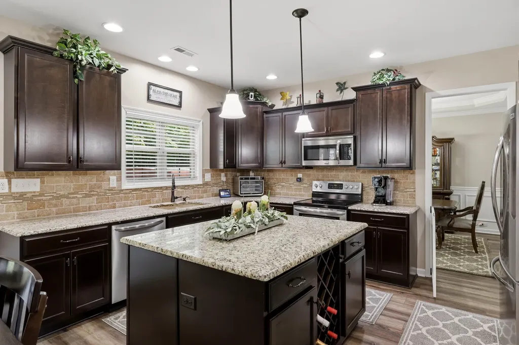 121 Waterside Drive Georgetown KY 40324
