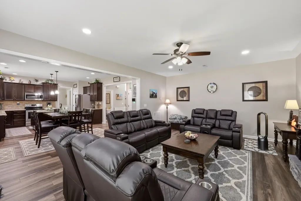 121 Waterside Drive Georgetown KY 40324