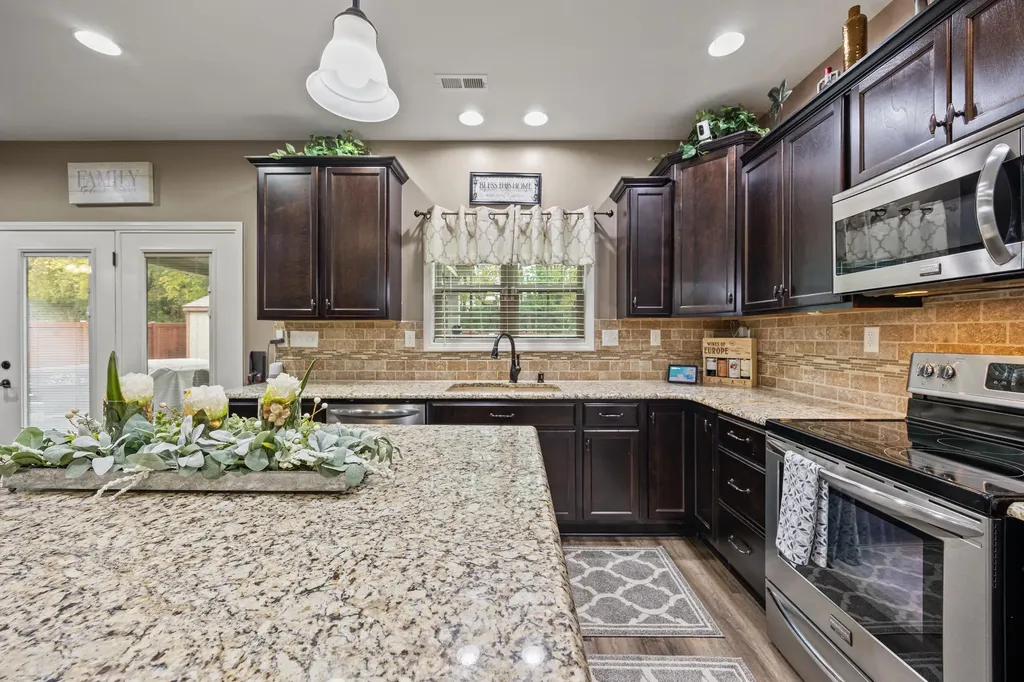 121 Waterside Drive Georgetown KY 40324