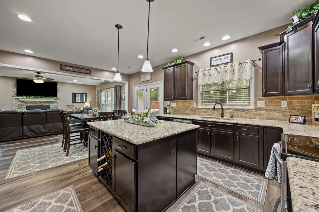 121 Waterside Drive Georgetown KY 40324