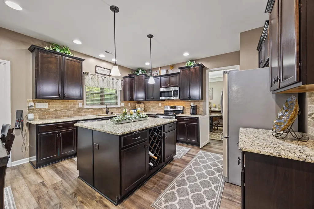 121 Waterside Drive Georgetown KY 40324