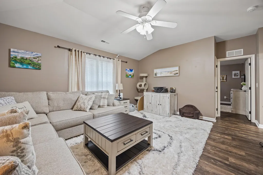 121 Waterside Drive Georgetown KY 40324