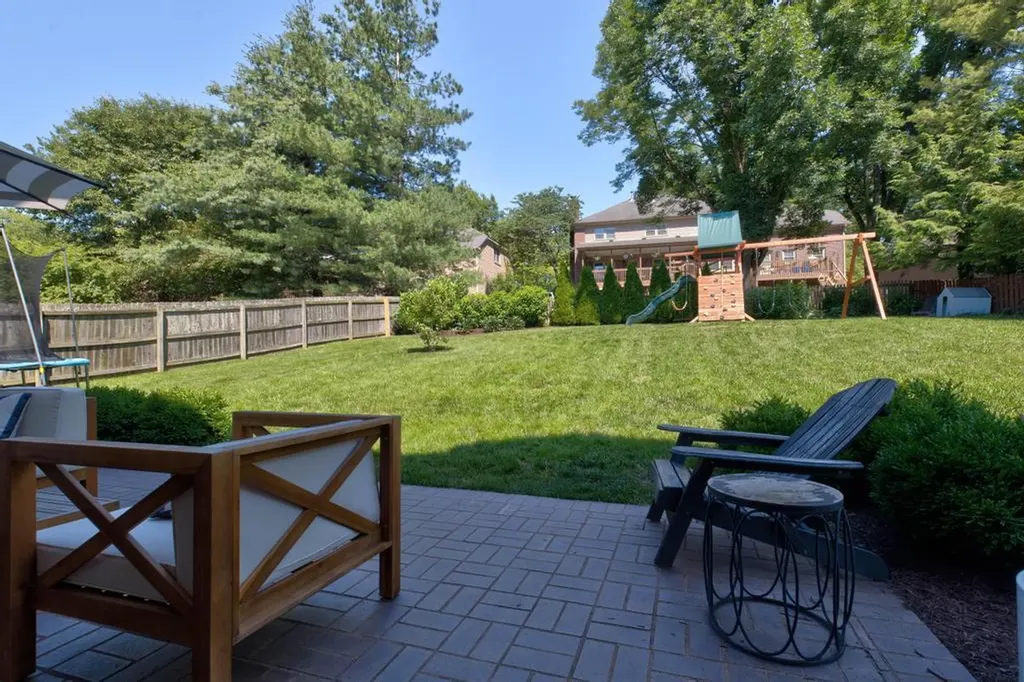 2509 Sungale Court Lexington KY 40513