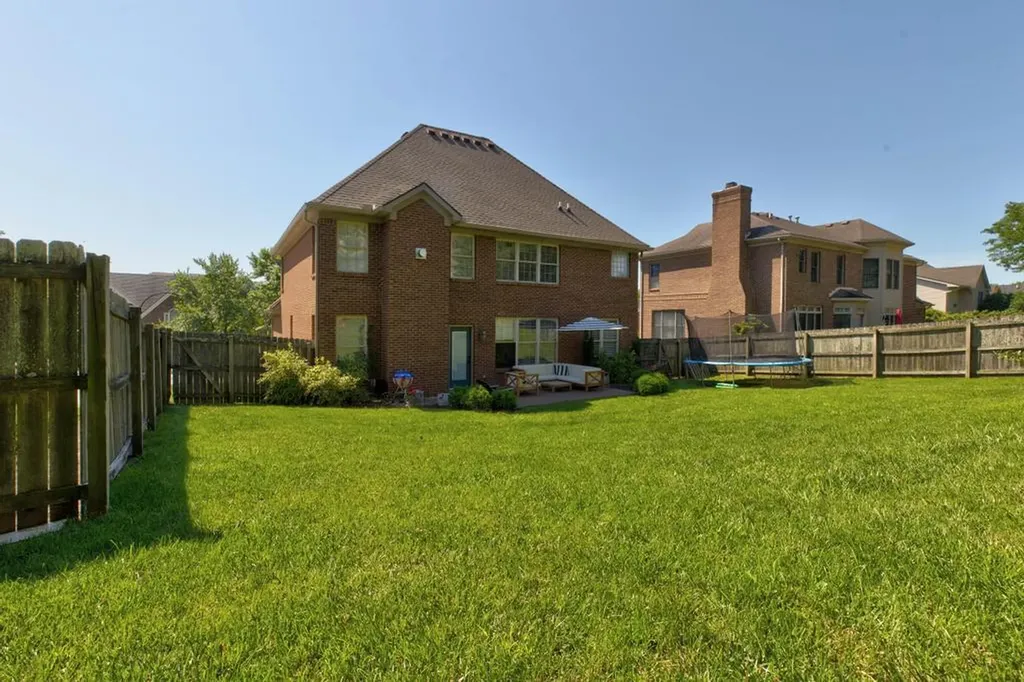 2509 Sungale Court Lexington KY 40513