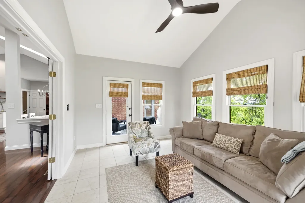 2001 West Court Richmond KY 40475