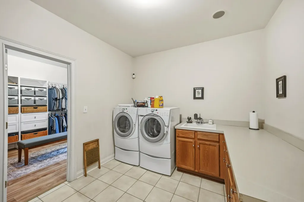 2001 West Court Richmond KY 40475