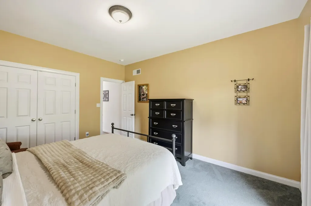 2001 West Court Richmond KY 40475