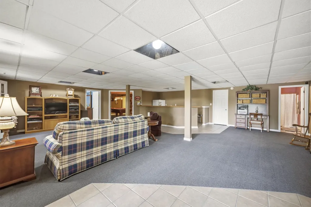 2001 West Court Richmond KY 40475