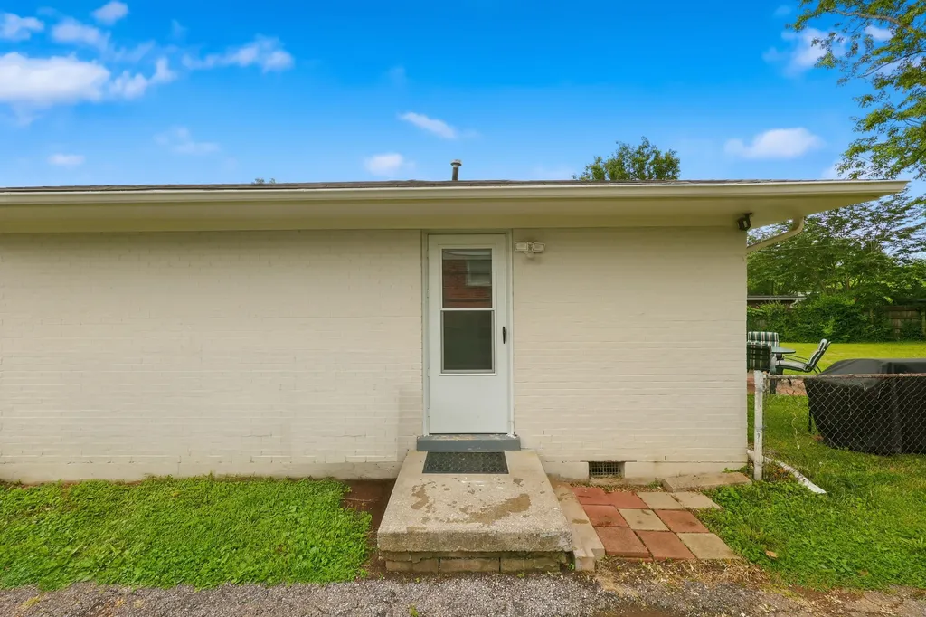 412 Jade Circle Lexington KY 40517