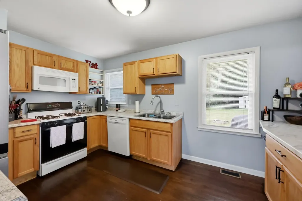 412 Jade Circle Lexington KY 40517