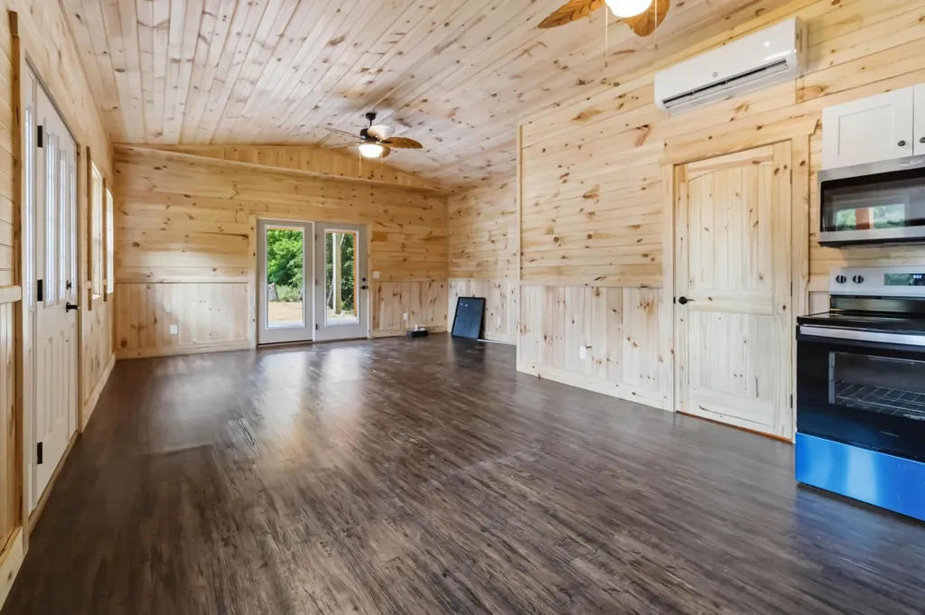 10 Cr-1762 Stearns KY 42647
