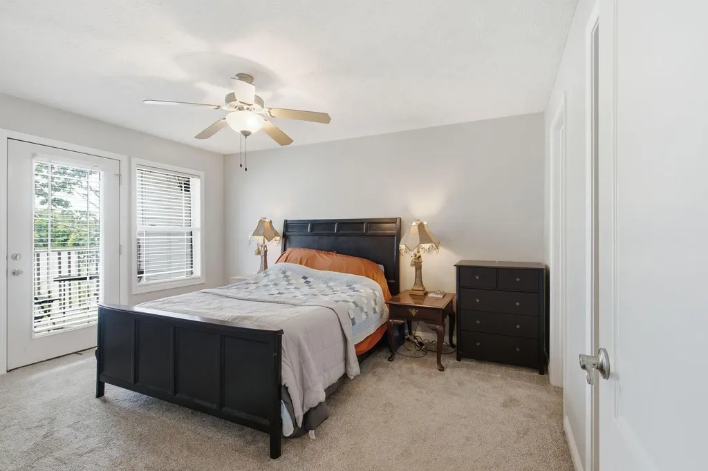 2414 Lake Park Road Lexington KY 40502