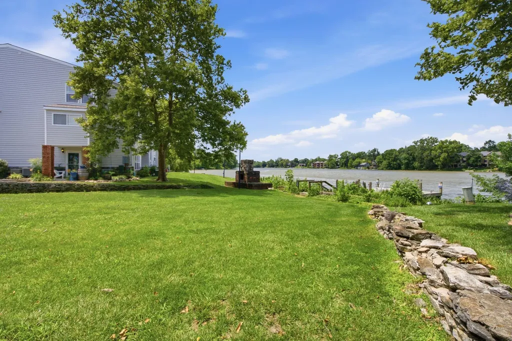 2414 Lake Park Road Lexington KY 40502