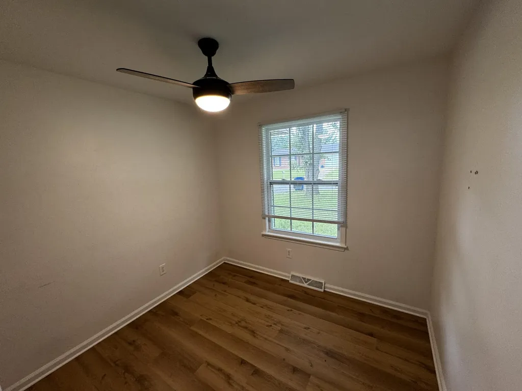 1820 Barksdale Drive Lexington KY 40511