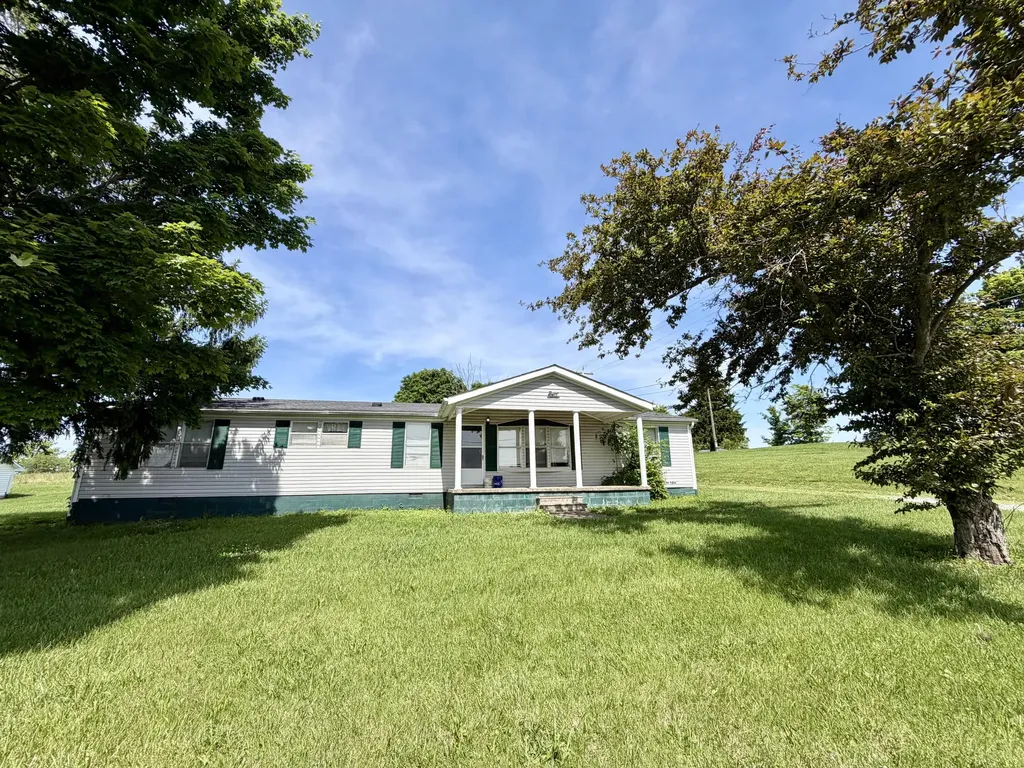 40 Poplar Grove Road Flemingsburg KY 41041