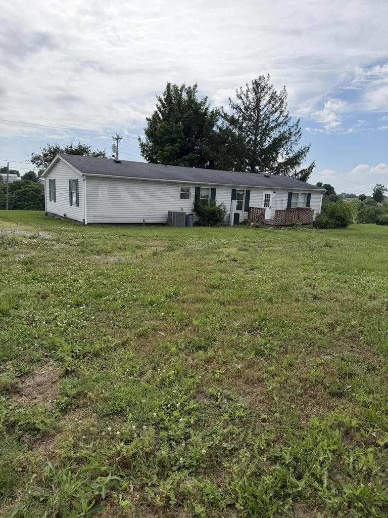 40 Poplar Grove Road Flemingsburg KY 41041