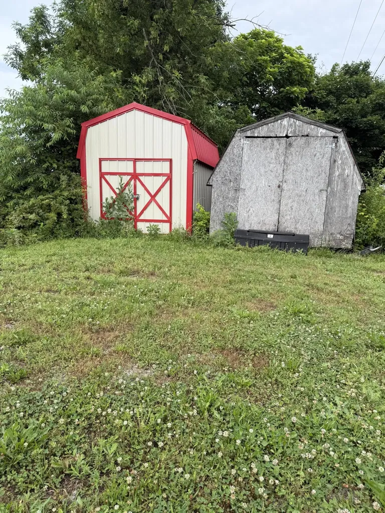 40 Poplar Grove Road Flemingsburg KY 41041