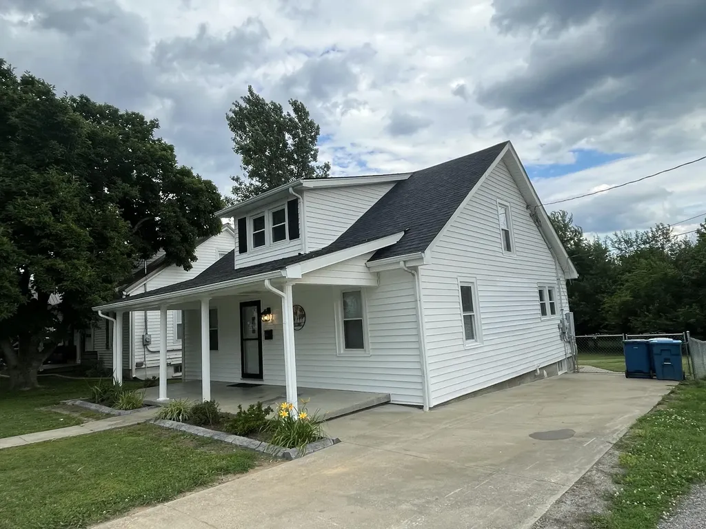 312A E Court Street Lawrenceburg KY 40342