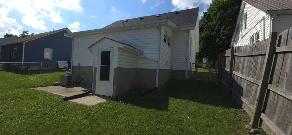 312A E Court Street Lawrenceburg KY 40342