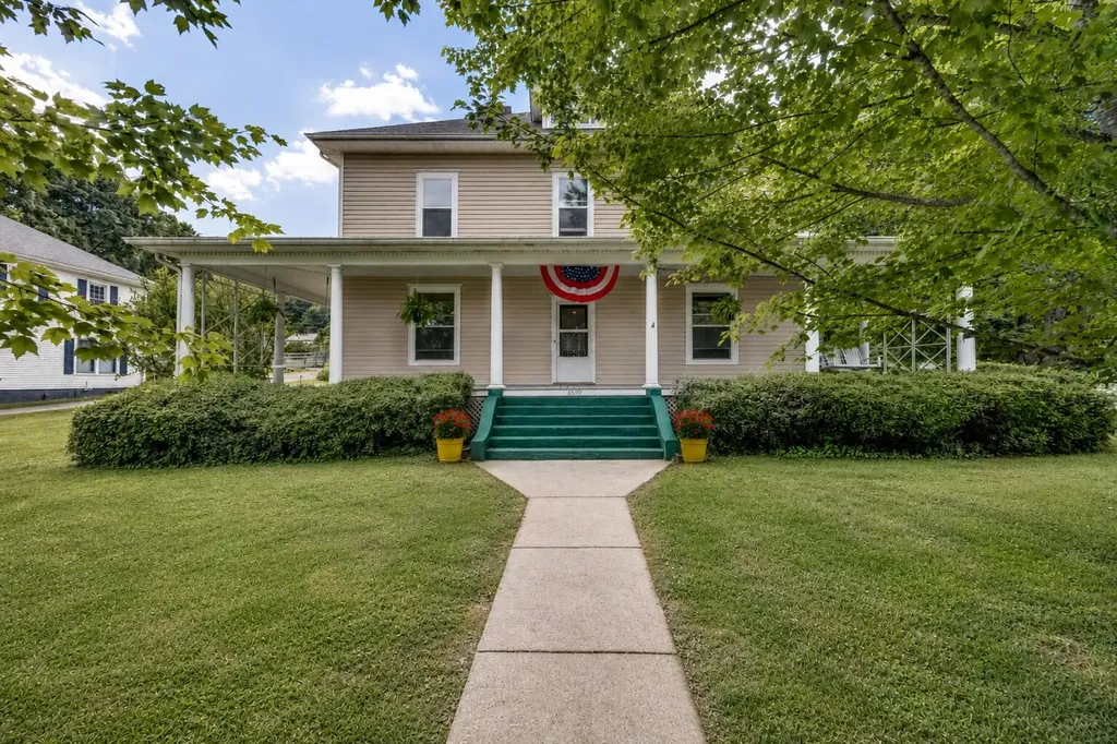 6590 Alum Springs Road Danville KY 40422