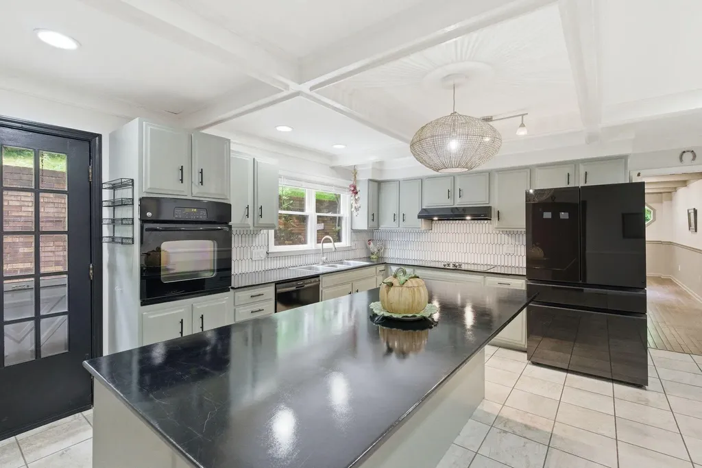 103 Harrison Court Berea KY 40403