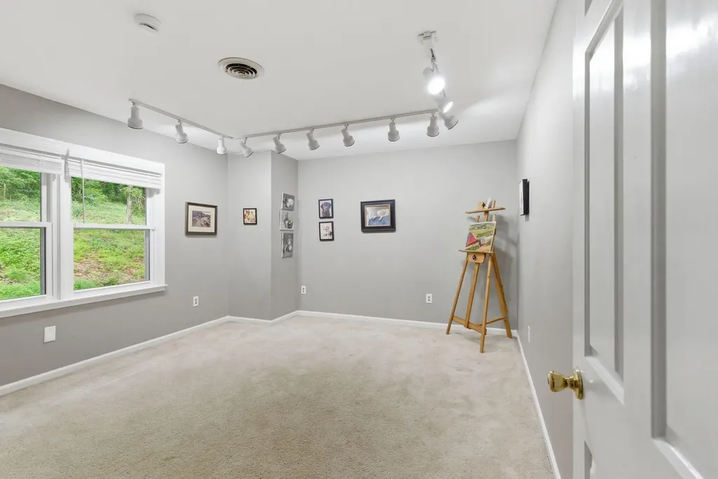 103 Harrison Court Berea KY 40403