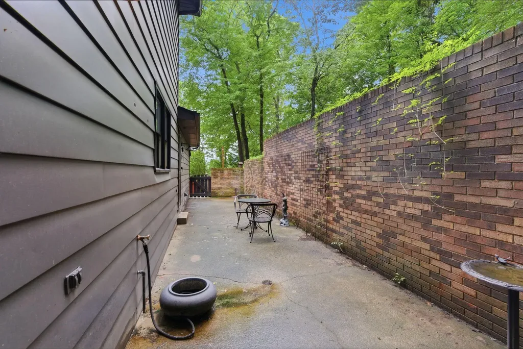 103 Harrison Court Berea KY 40403
