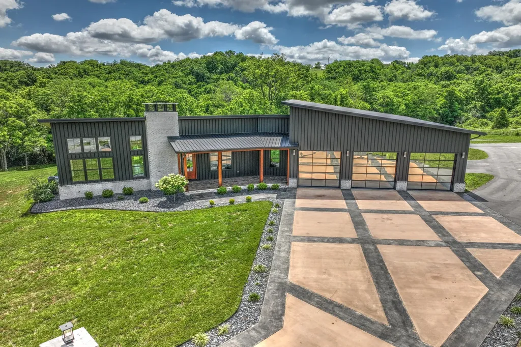 75 Deer Chase Road Danville KY 40422