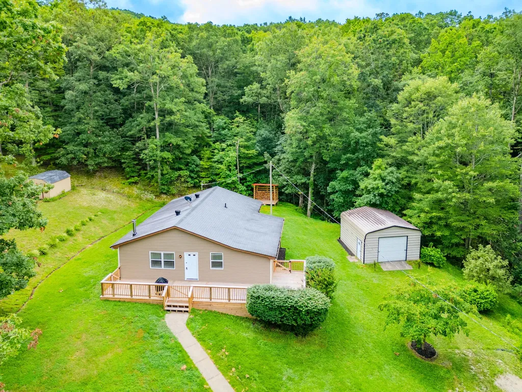 1325 Brush Creek Road Clay City KY 40312