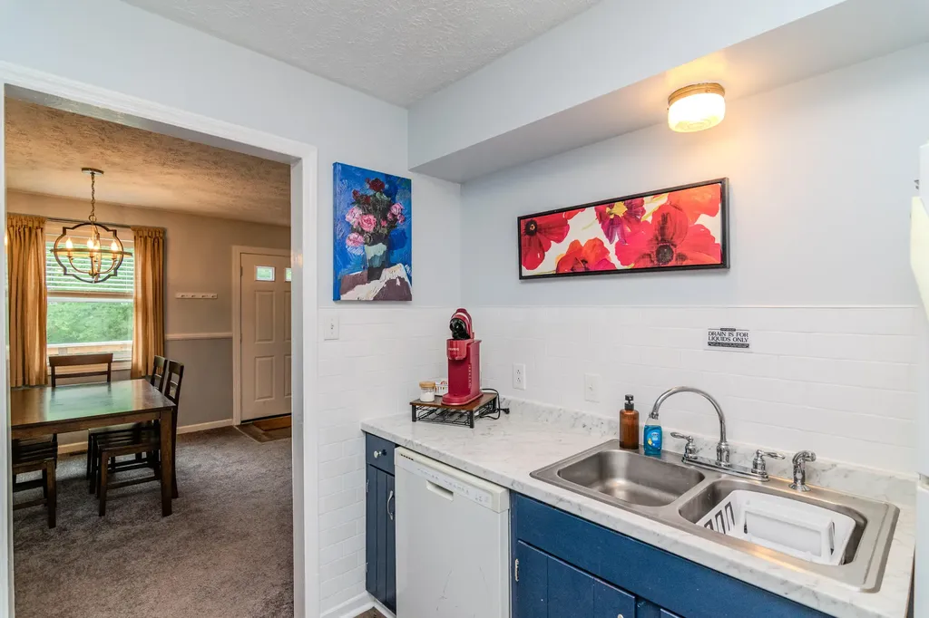 1325 Brush Creek Road Clay City KY 40312