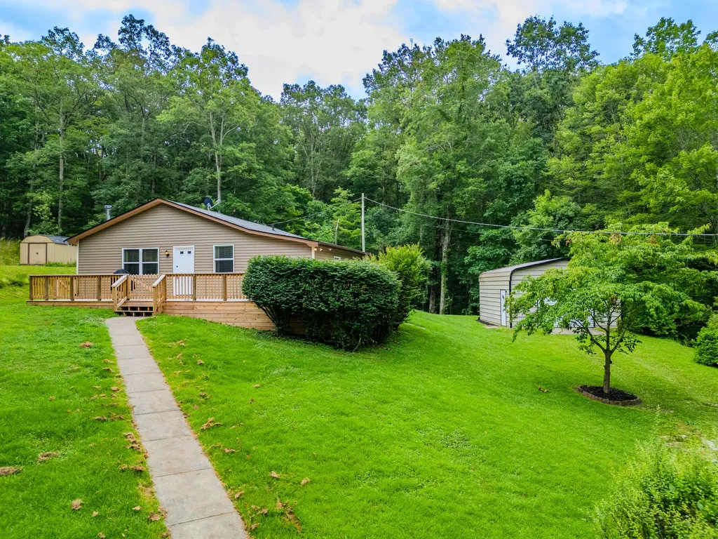 1325 Brush Creek Road Clay City KY 40312