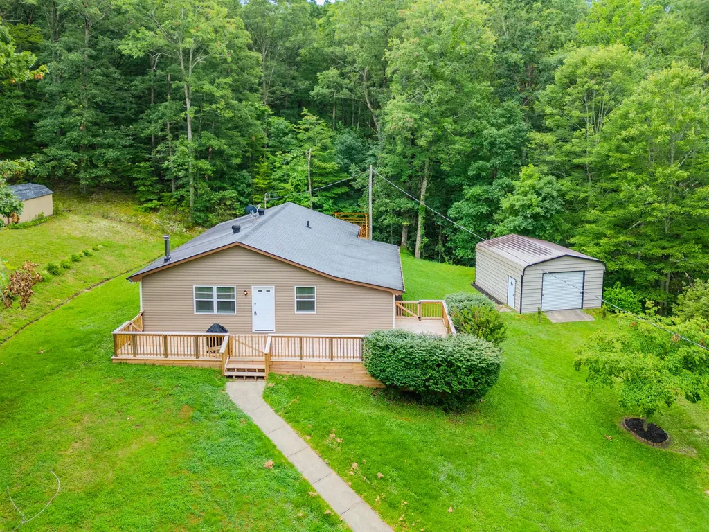 1325 Brush Creek Road Clay City KY 40312