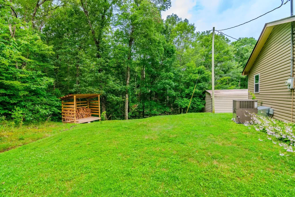 1325 Brush Creek Road Clay City KY 40312