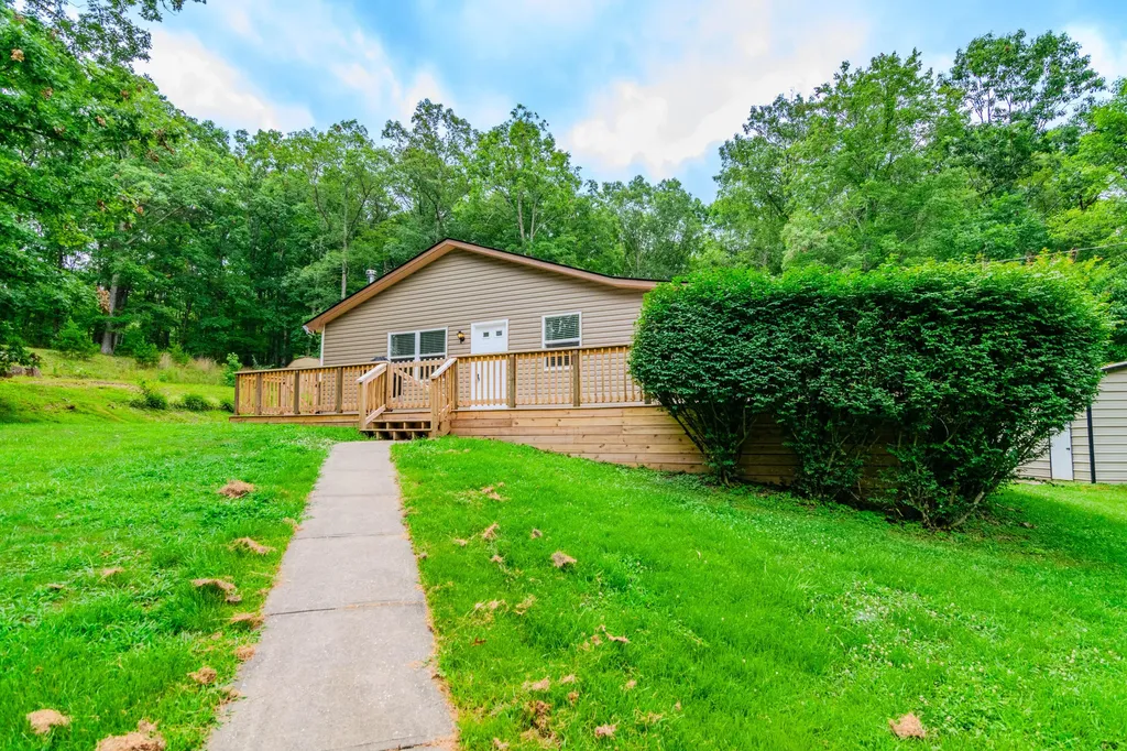 1325 Brush Creek Road Clay City KY 40312