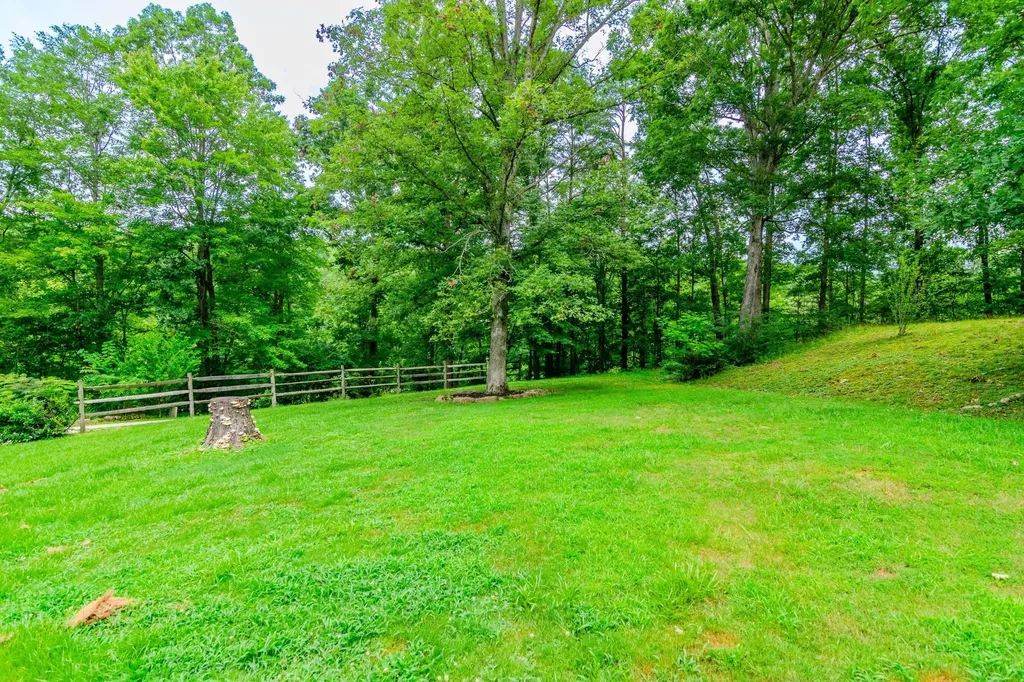 1325 Brush Creek Road Clay City KY 40312