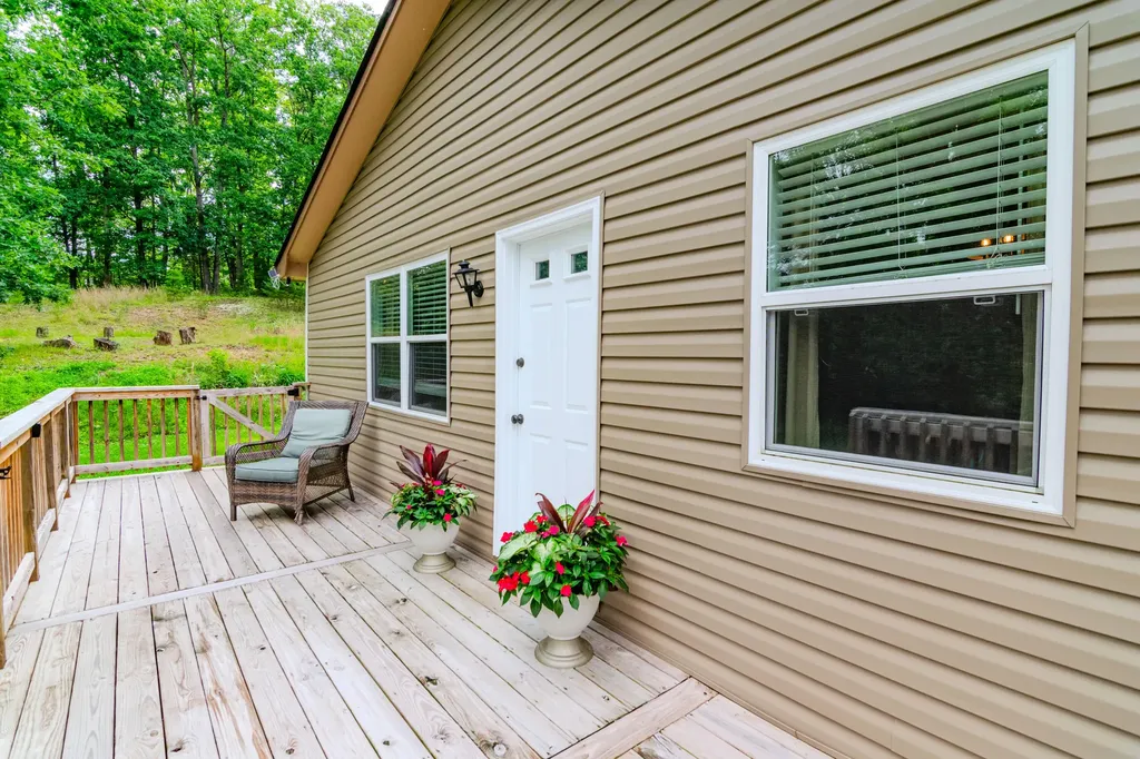 1325 Brush Creek Road Clay City KY 40312