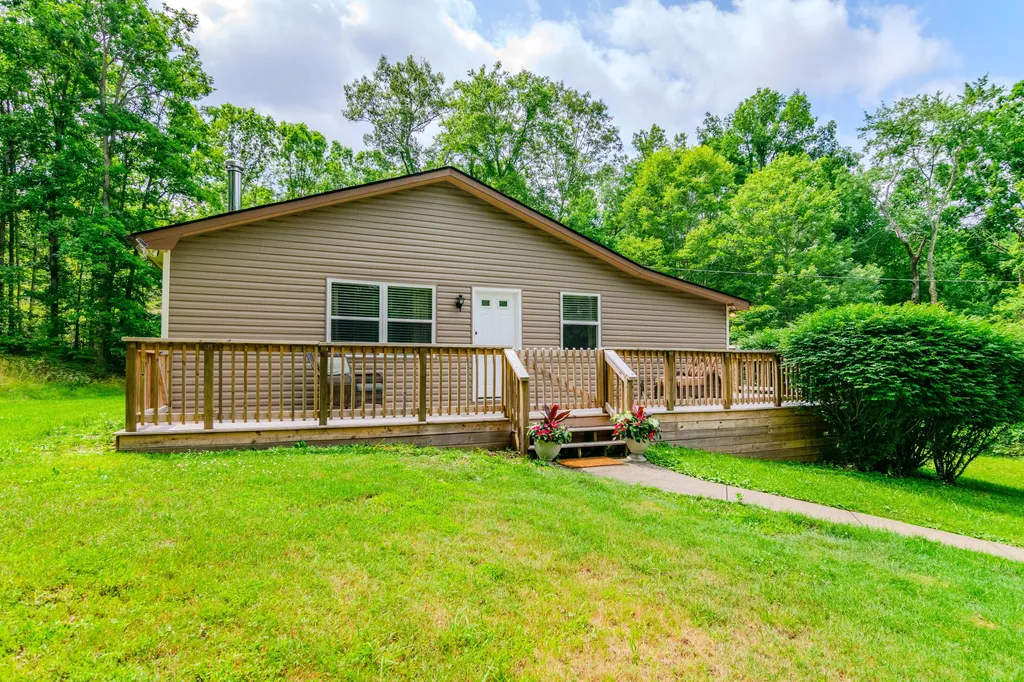 1325 Brush Creek Road Clay City KY 40312