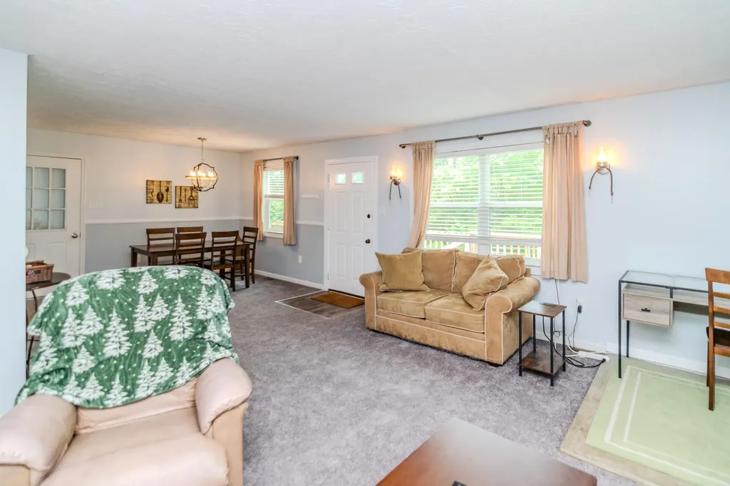 1325 Brush Creek Road Clay City KY 40312