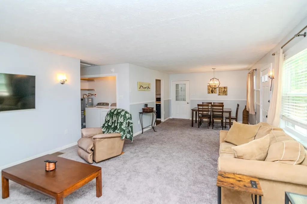 1325 Brush Creek Road Clay City KY 40312