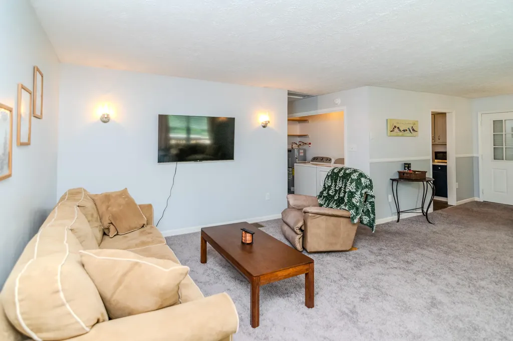 1325 Brush Creek Road Clay City KY 40312