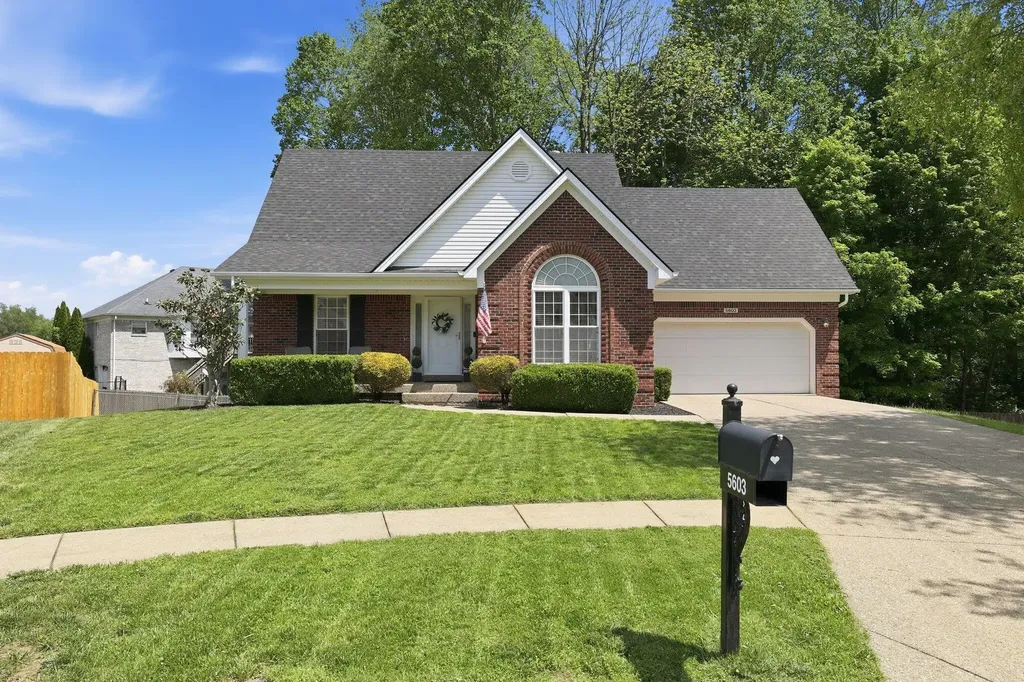 5603 Pleasure Court Louisville KY 40272