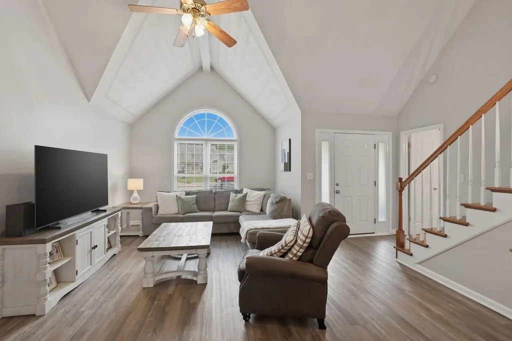 5603 Pleasure Court Louisville KY 40272