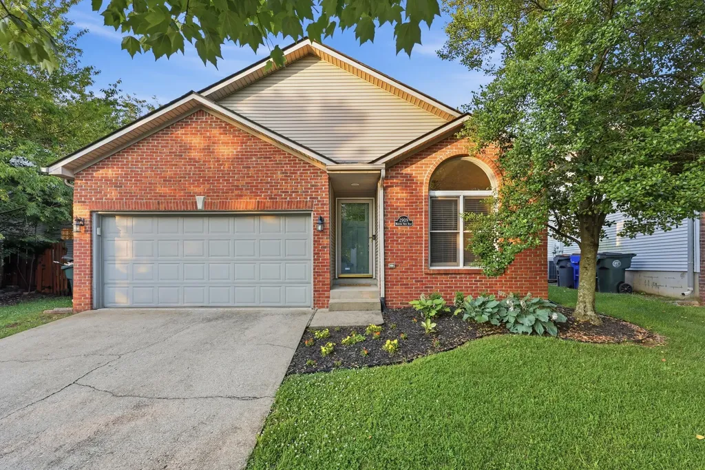 2909 Masters View Road Lexington KY 40511