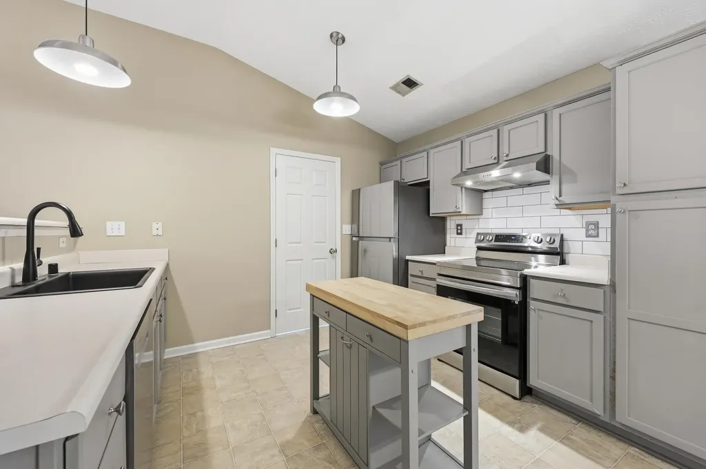 2909 Masters View Road Lexington KY 40511