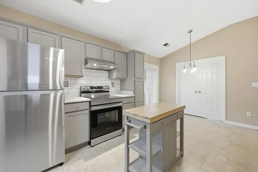 2909 Masters View Road Lexington KY 40511
